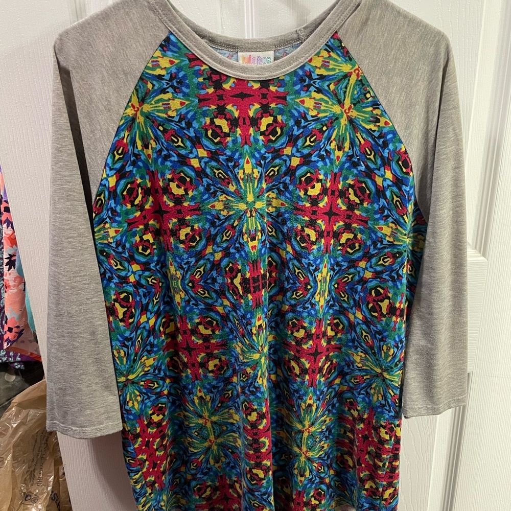 Lularoe randy baseball tee